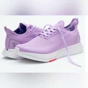 NWOB Flux Footwear Womens Adapt Runner Lavender Running  Knit Sneakers